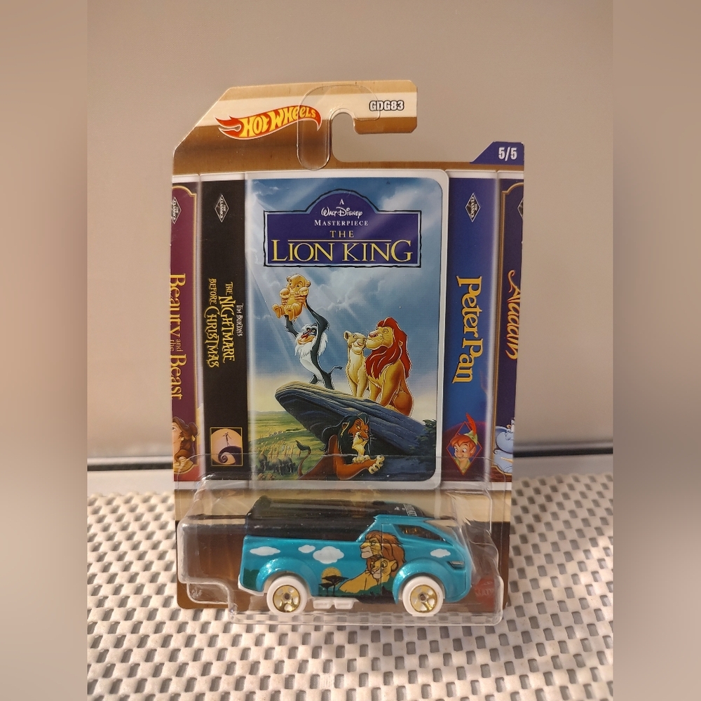 The Lion King The Vanster Walt Disney Masterpiece Hot Wheels NWT Van Car